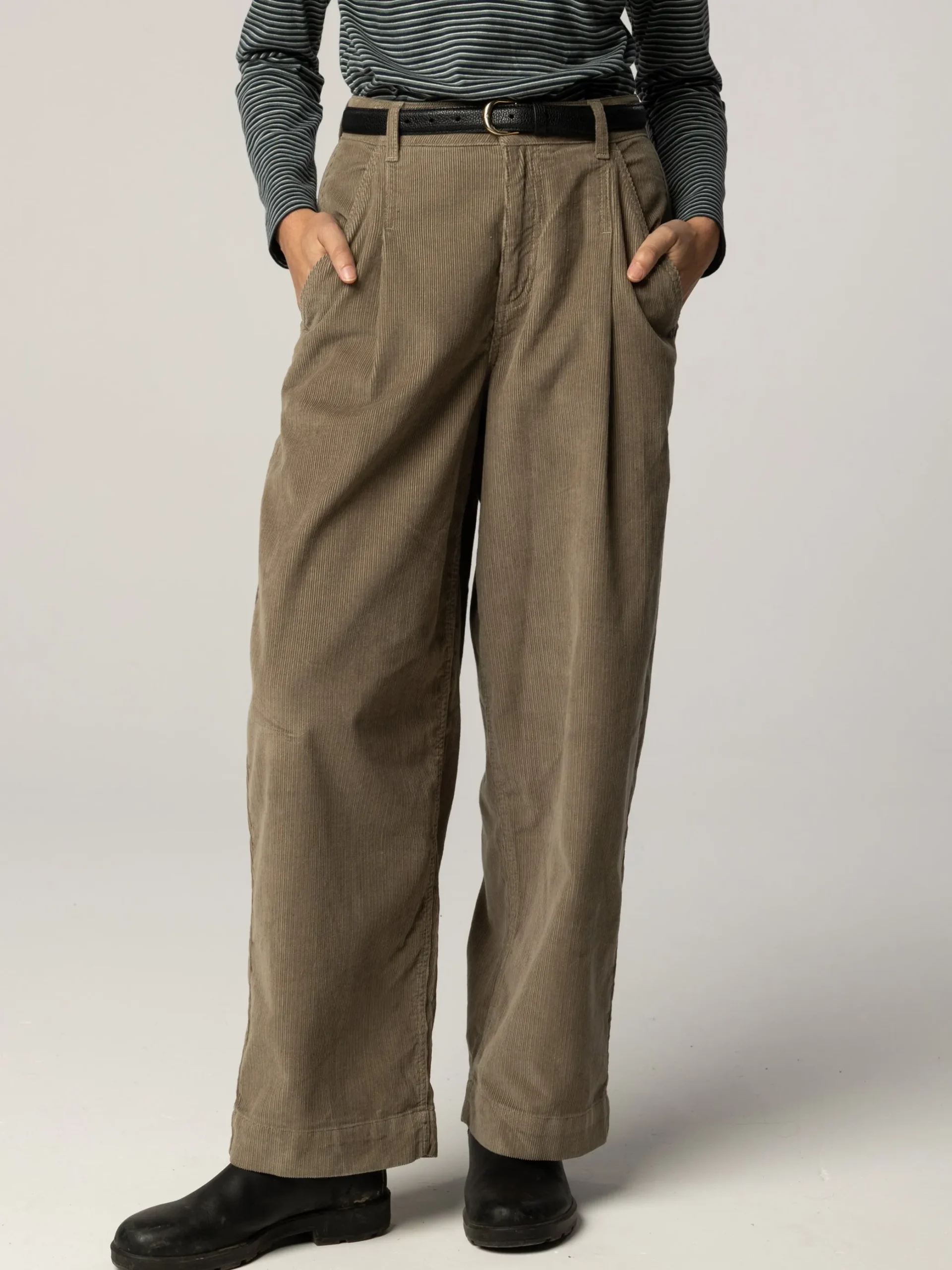 Women's Studio Light Cord Trouser